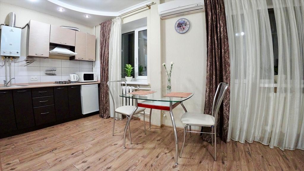 Myru Apartment Tschernihiw Exterior foto